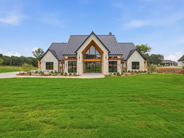 520 Royal Santana Run, Weatherford, TX 76087