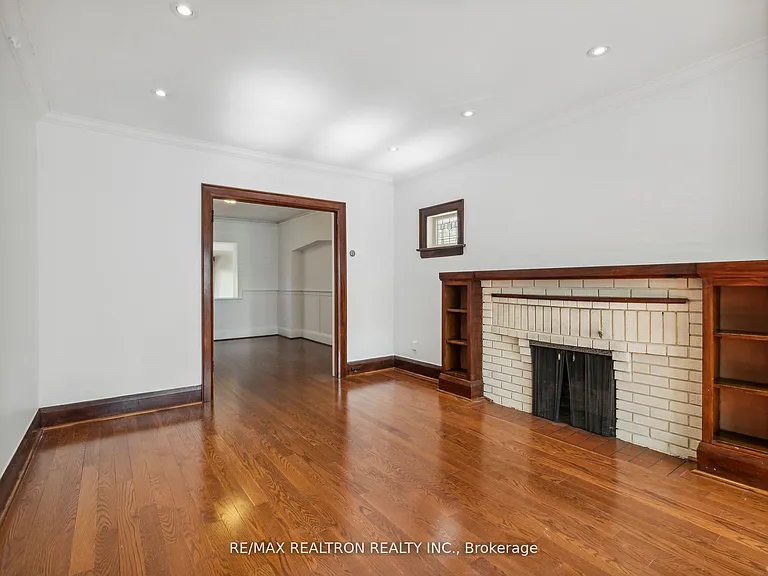 186 Wanless Ave — Photo 14