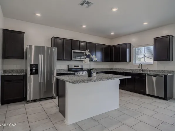 9150 W Senita Bloom Way, Marana, AZ 85653