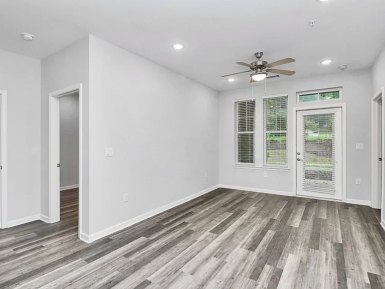 520 Tom Hunter Rd — Photo 56