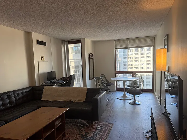 402 Harper Ave — Photo 7
