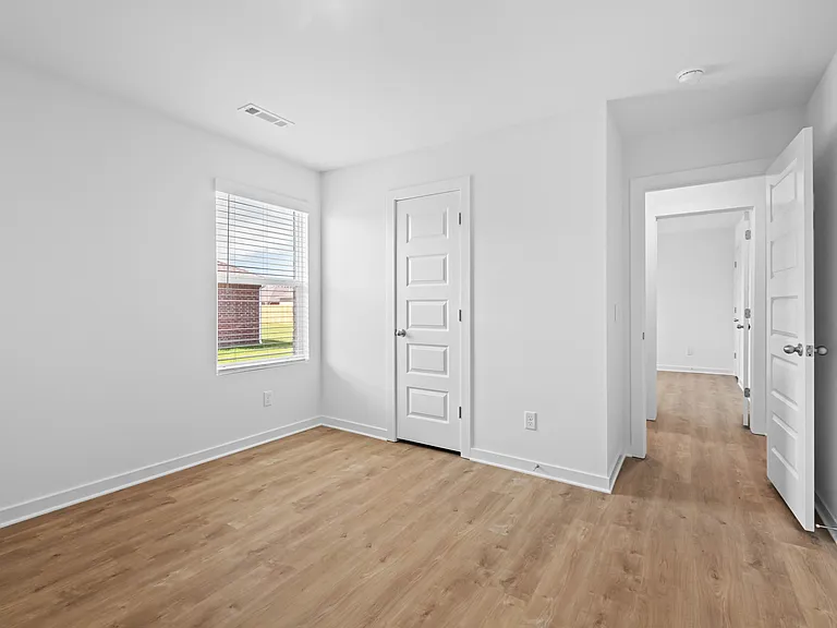 523 Nevada St — Photo 16