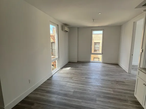 633 East 230th Street 5A image 2 of 7