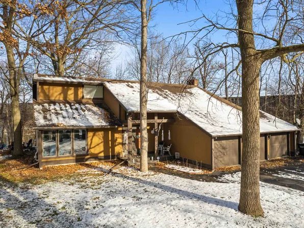 1731 N Briarcliff Dr, Appleton, WI 54915