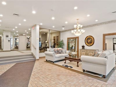 200 High Point Drive #315, Hartsdale, NY, 10530