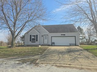 612 Snead Rd, Niantic, IL 62551