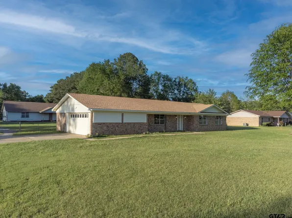 3803 Peavine Rd, Kilgore, TX 75662
