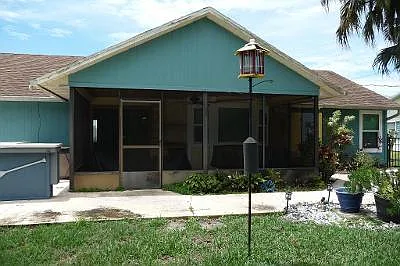 422 Avocado Ave — Photo 15