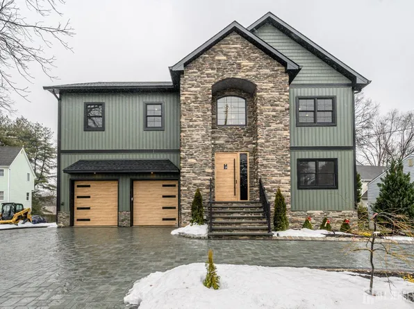 226 Washington Ave, Milltown, NJ 08850