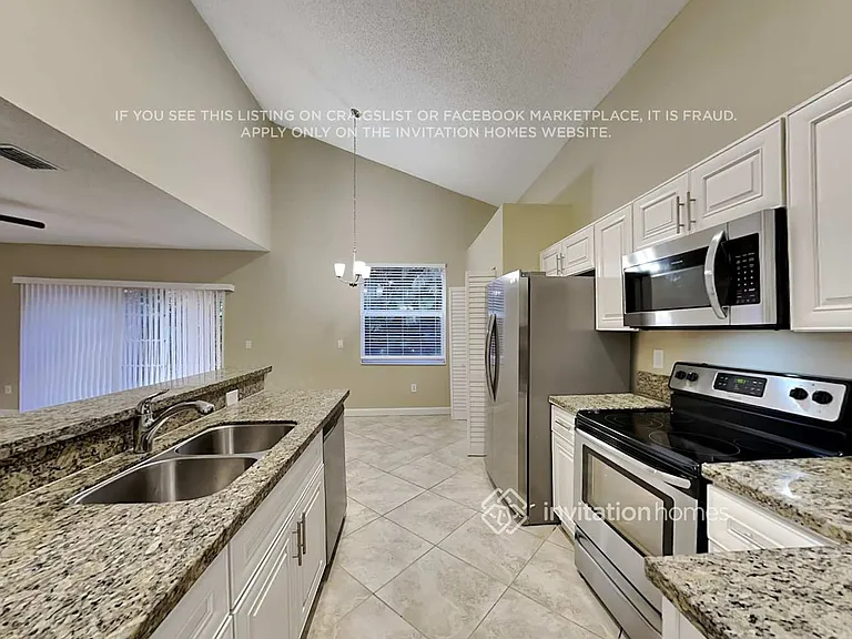 11558 NW 6th Ct — Photo 8