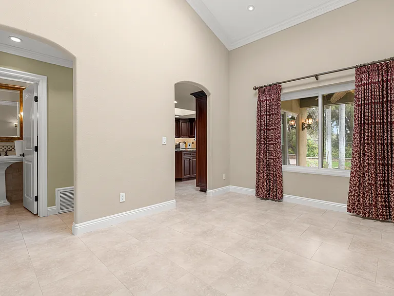 1315 Macadamia Dr — Photo 22