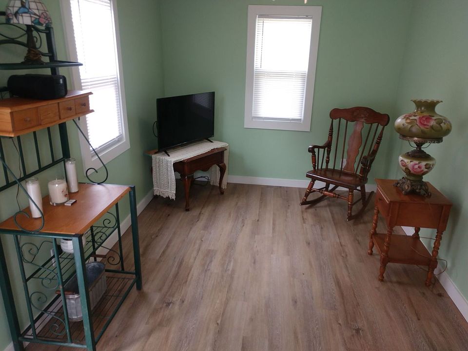 Spring Valley MHP Apartment Rentals Rockford, MI Zillow