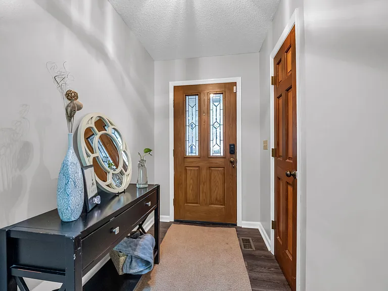 140 Ridgeview Dr — Photo 7