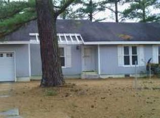 2300 Trinity Club Dr, Kinston, NC 28504