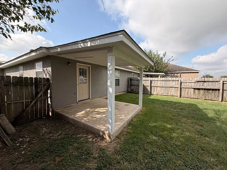 239B Rosalie Dr — Photo 17