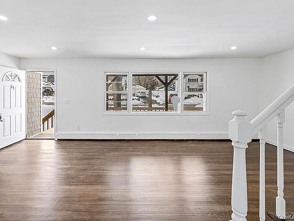 5th image of 15 Gardiners Road