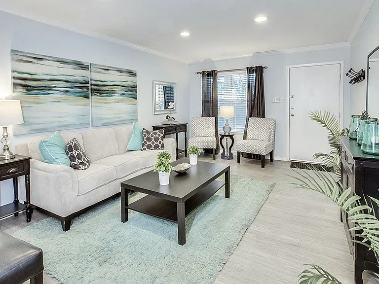 Legacy at Westchase — Photo 6