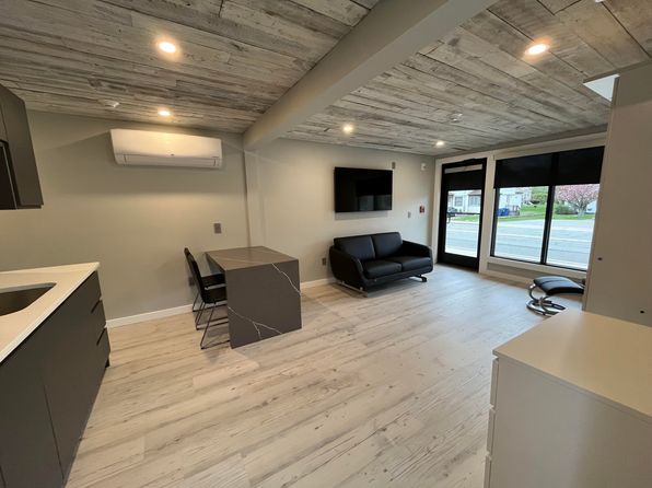 850 Main St Floor 1