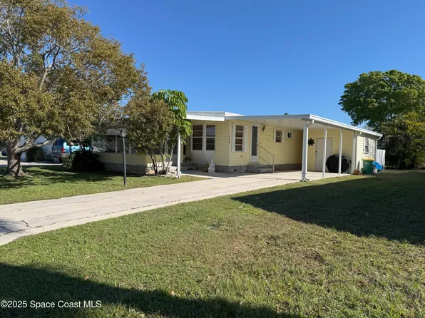 1110 Indigo Dr, Barefoot Bay, FL 32976