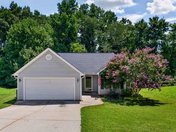 112 Slate Ln, Greer, SC 29650
