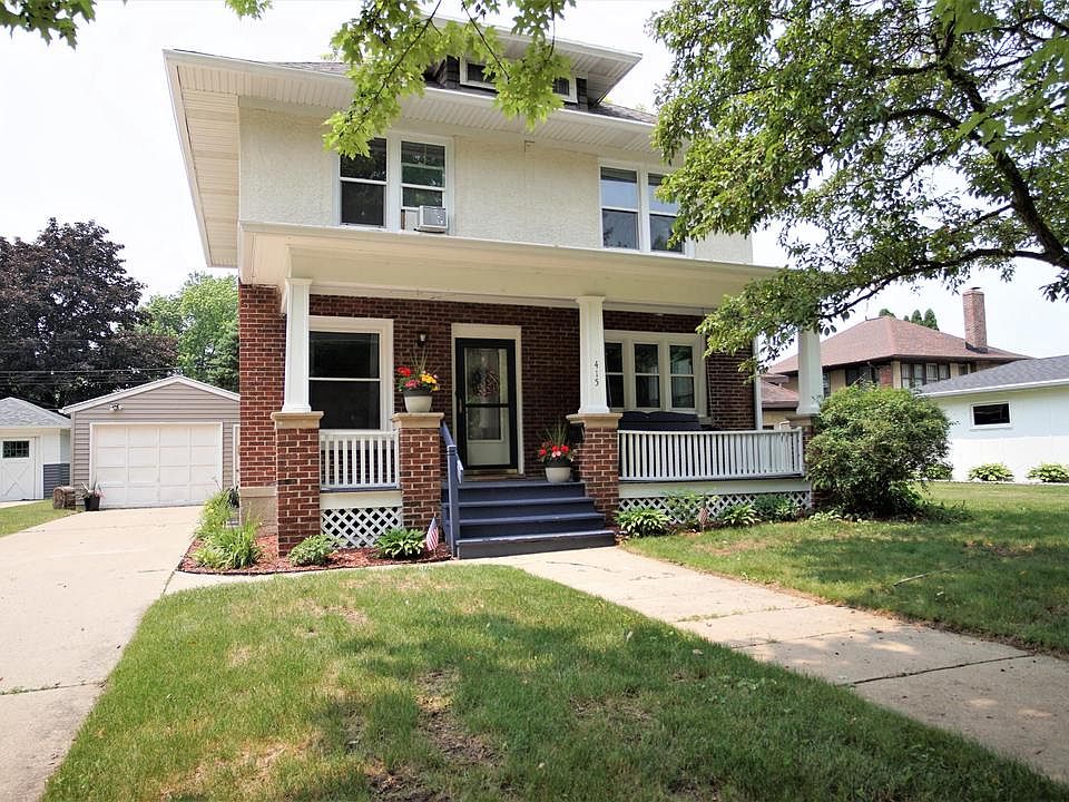 1st image of 415 Janssen AVENUE