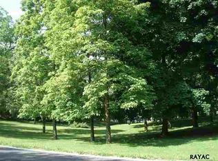 25 Fleshman Mill Rd, New Oxford, PA 17350