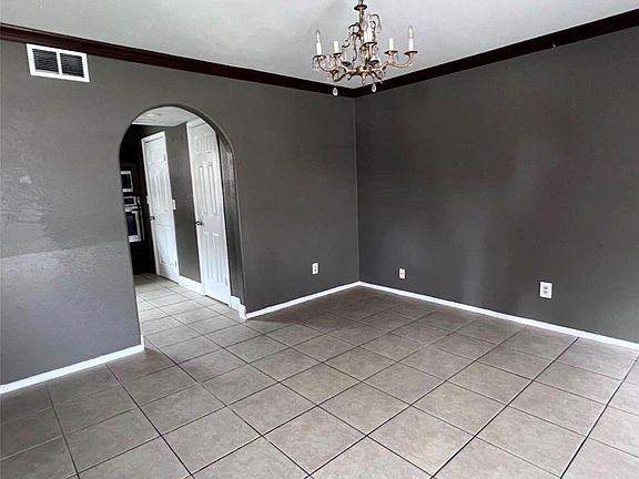 3rd image of 11331 Featherstar Ln
