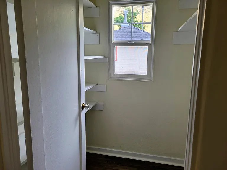 2036 Leroy St #12 — Photo 21