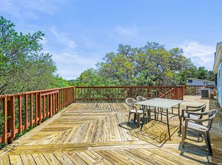 1427 Elmhurst Dr., Lakehills, TX 78063