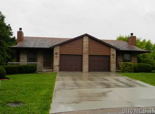 512 Pepperhill Ct, Glen Carbon, IL 62034