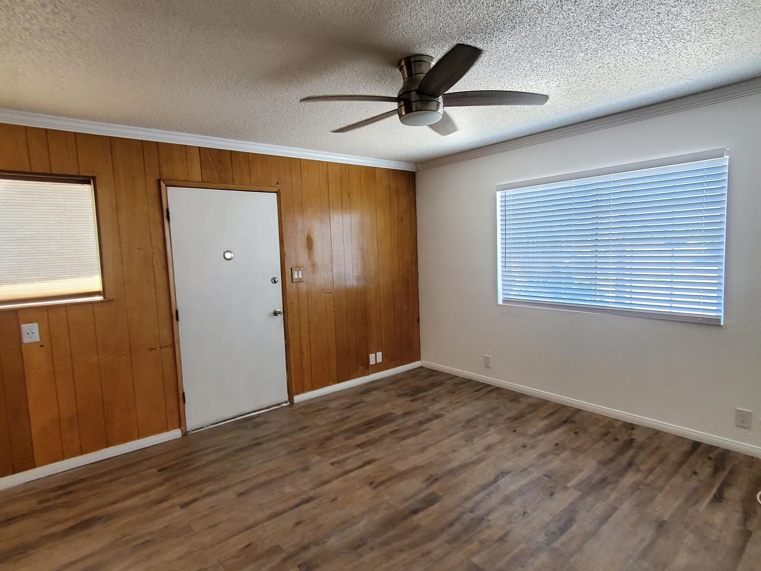 E Linden Ave, Las Vegas — Photo 3