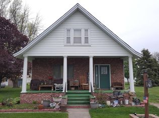 406 W Amity St, Clarks, NE 68628
