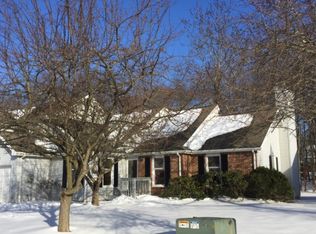 26 Arthurs Ct, Berkeley Heights, NJ 07922