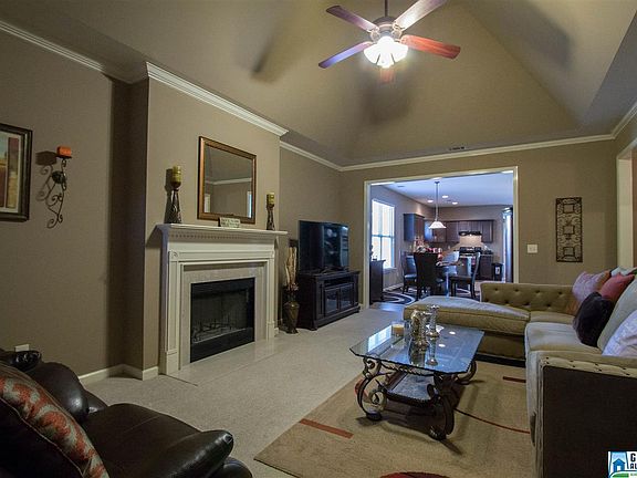 3rd image of 1120 Savannah Ln