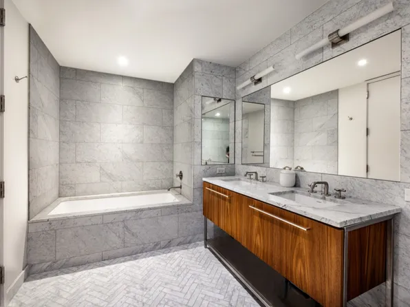 90 Furman Street image 9 of 21