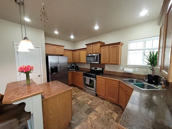 5th image of 10335 W Breckfield St