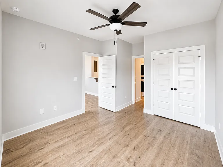 651 N O'Neil Street — Photo 5