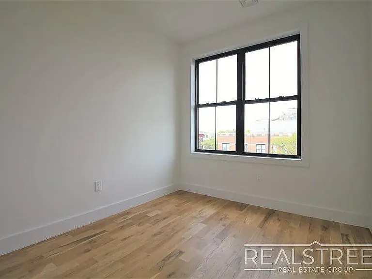 144A Sumpter St #3 — Photo 3