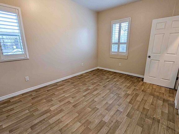 4th image of 7 Munsee St N #2
