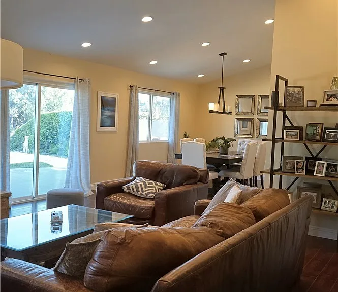 5966 Rod Ave — Photo 3