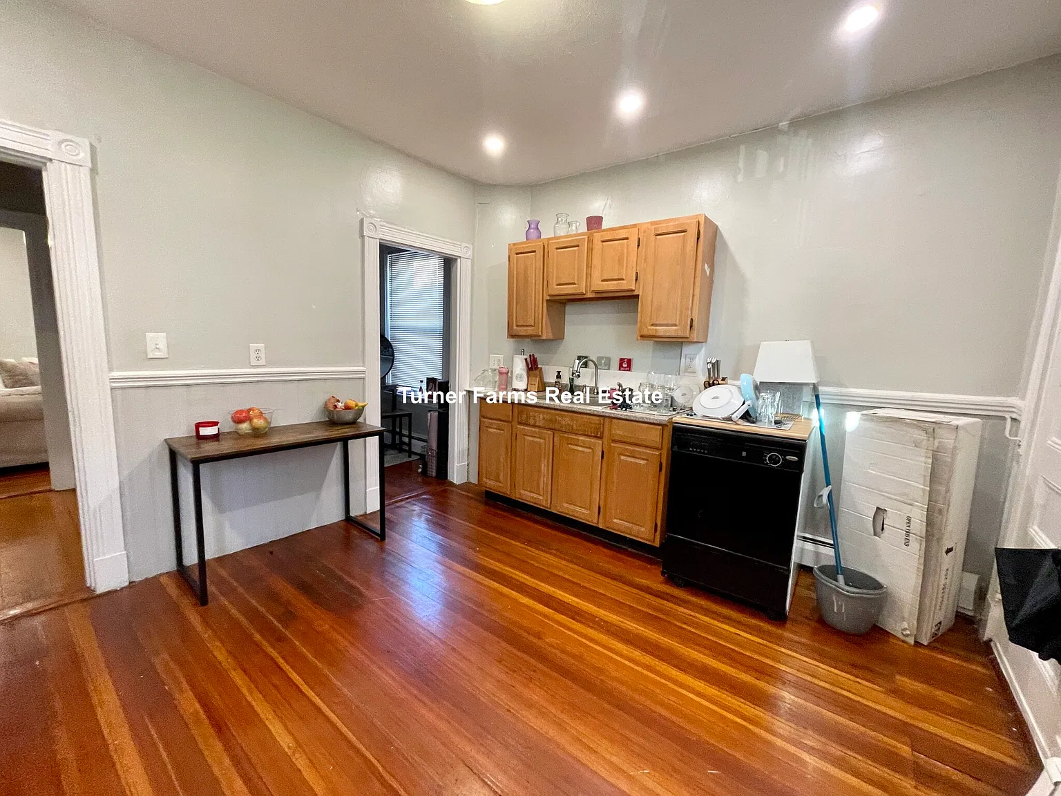 862 Huntington Ave — Photo 2