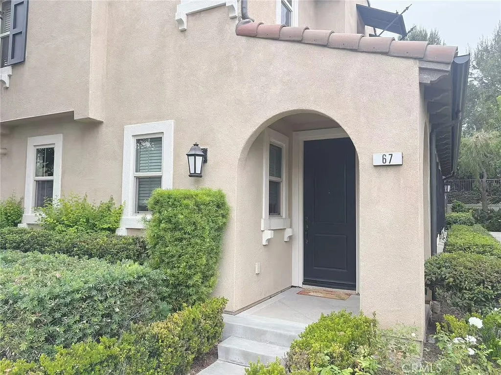 3 bed, 2.5 bath, 1790 sqft, $4,800 — Photo 4