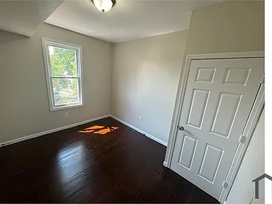 655 S 19th St #2 — photo 4 of 9