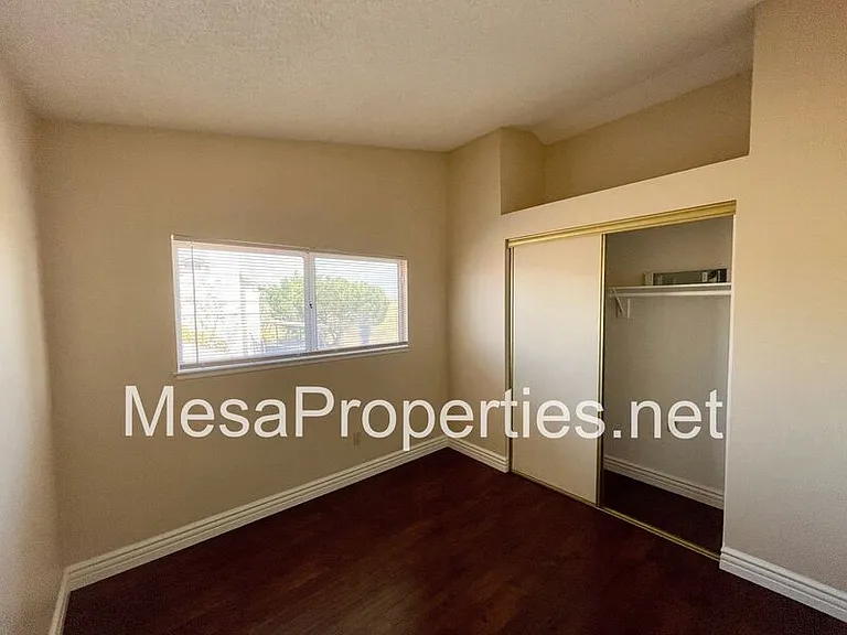 2407 N Sycamore Ave — Photo 11