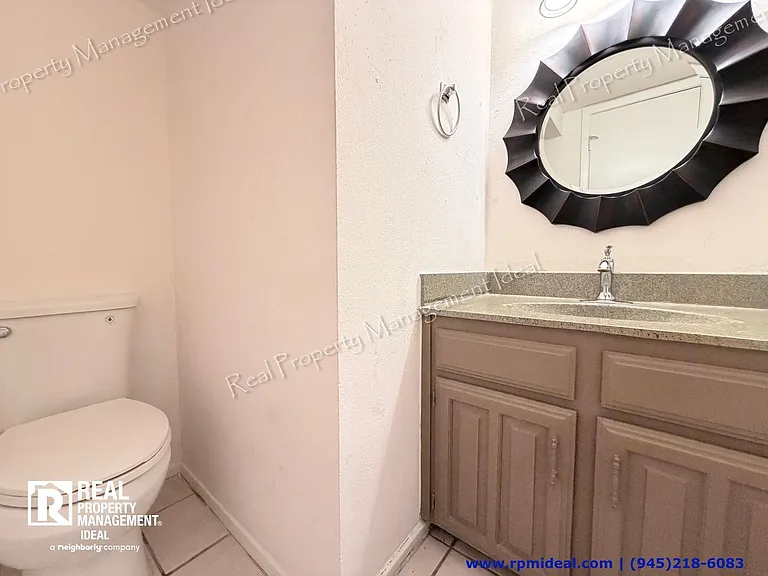 835 Dublin Dr #835C — Photo 13