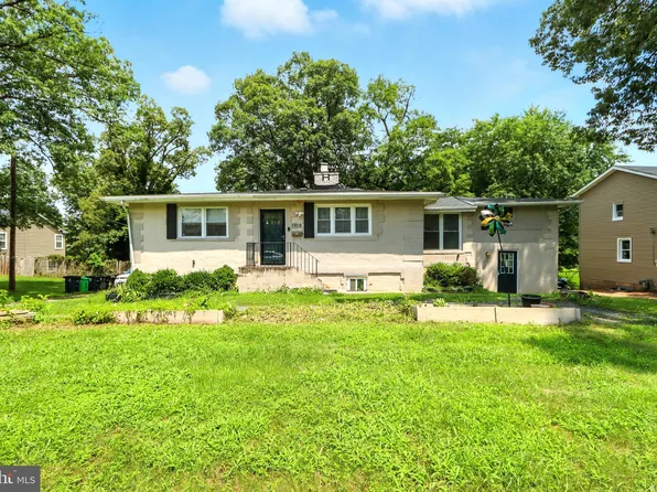 1918 Campbell Dr, Suitland, MD 20746