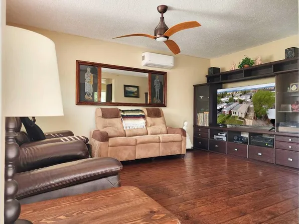 18 E Willow Rd, Claresholm, AB T0L 0T0