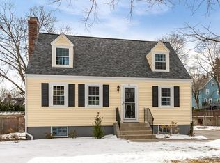 14 White Cir, Wakefield, MA 01880