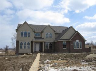 5262 Dixboro Farms Dr, Ann Arbor, MI 48105