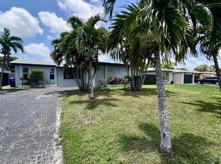 8640 Wilshire Dr, Hollywood, FL 33025